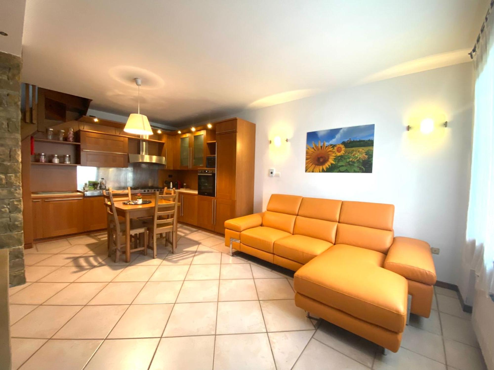 Casa Vacanza Residence Lago Di Endine Monasterolo del Castello エクステリア 写真