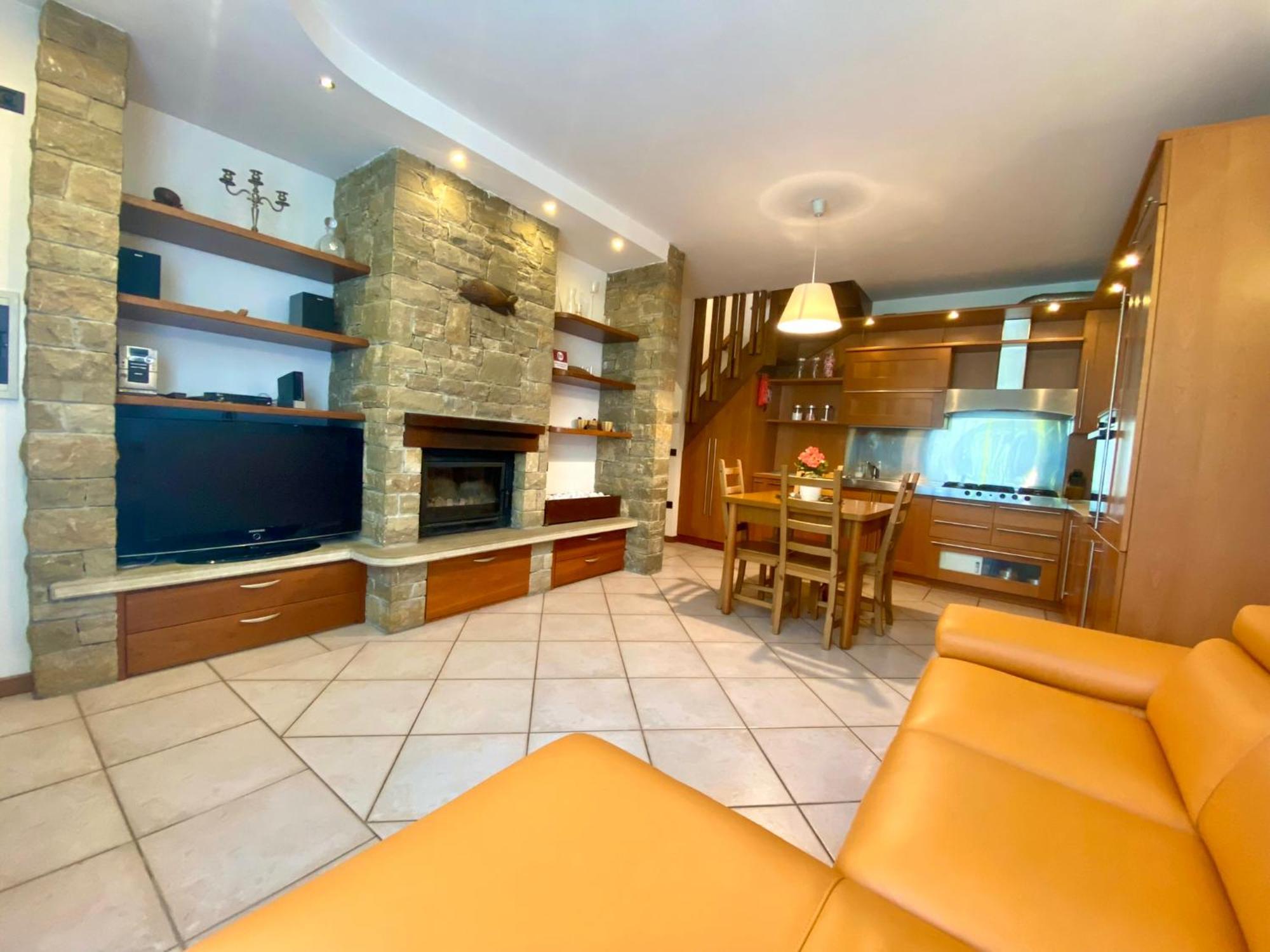 Casa Vacanza Residence Lago Di Endine Monasterolo del Castello エクステリア 写真