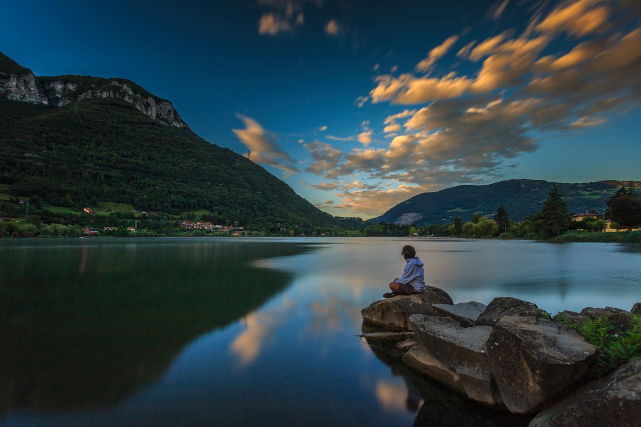 Casa Vacanza Residence Lago Di Endine Monasterolo del Castello エクステリア 写真