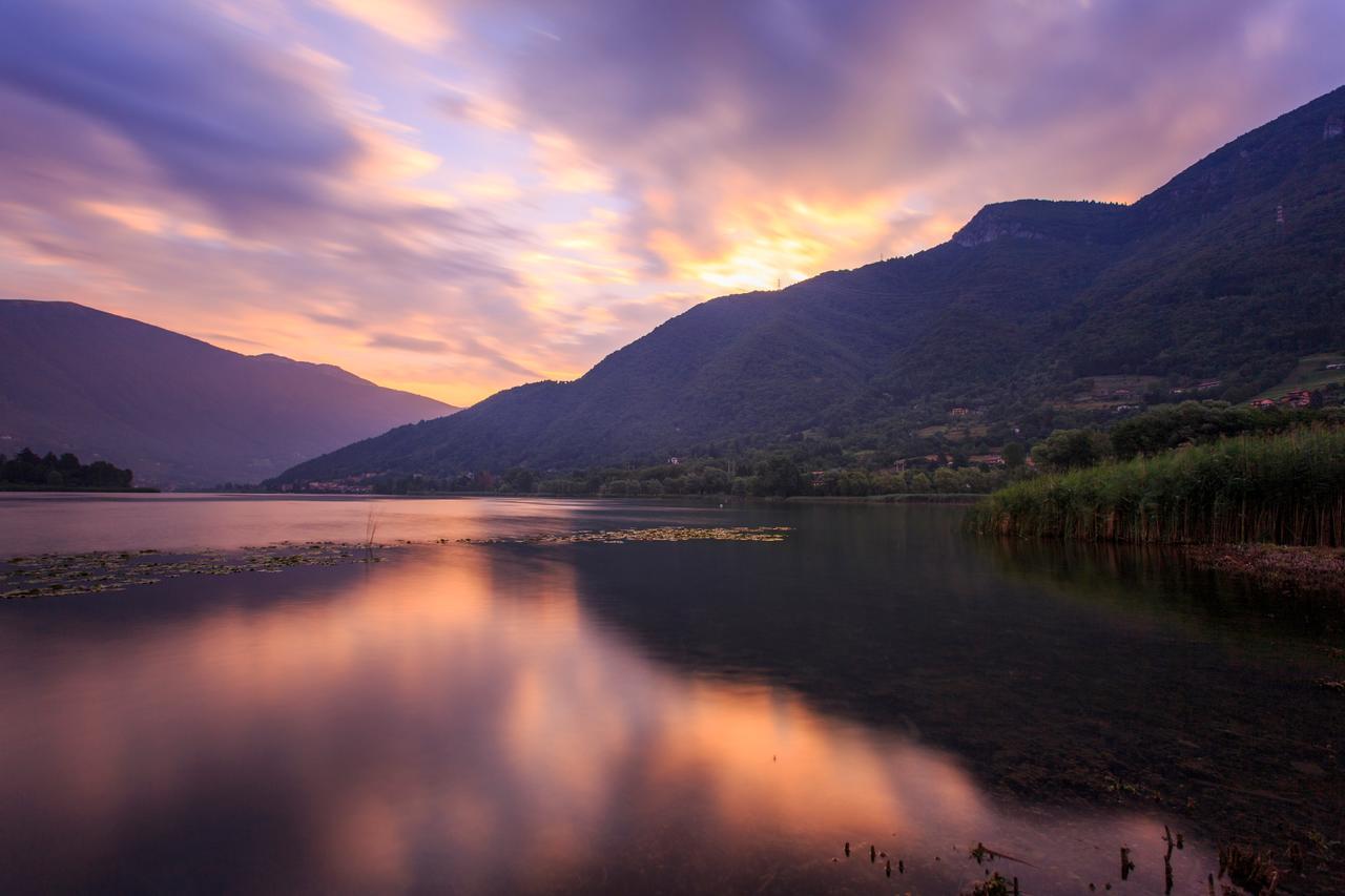 Casa Vacanza Residence Lago Di Endine Monasterolo del Castello エクステリア 写真
